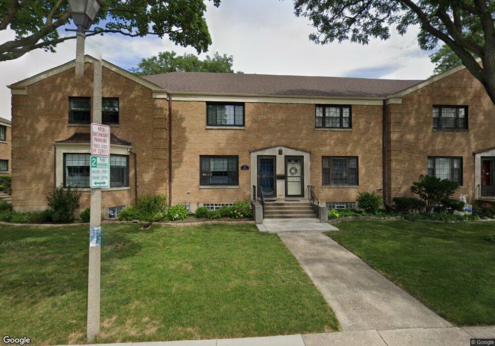 109 Fellows Ct, Elmhurst, IL 60126 - photo 1