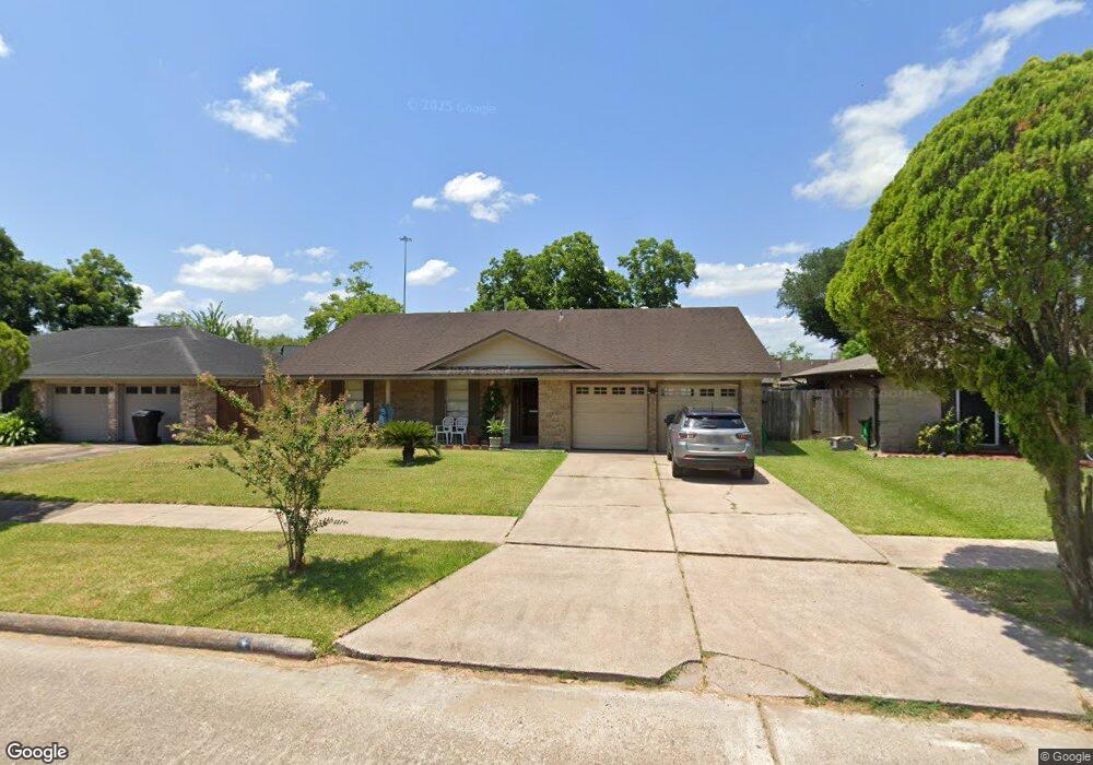11414 Kirkvalley Dr, Houston, TX 77089 - photo 1