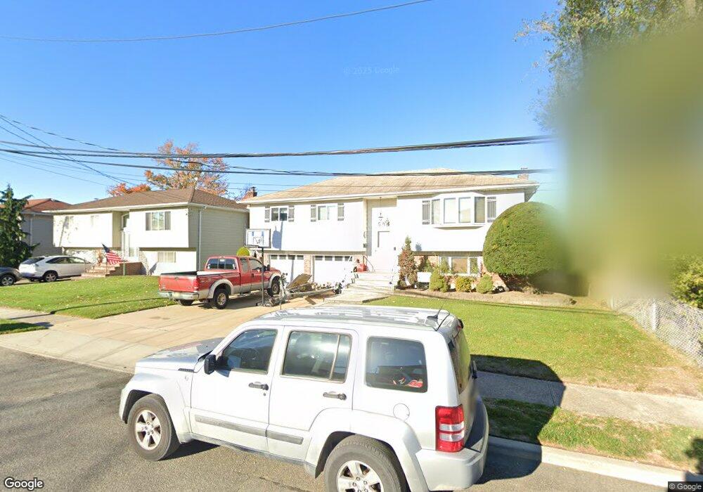 584 Bothner St, Oceanside, NY 11572 - photo 1