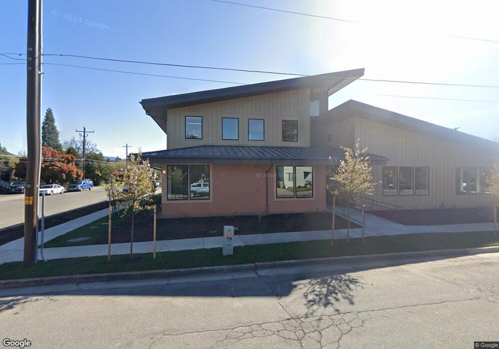 245 SE L St, Grants Pass, OR 97526 - photo 1