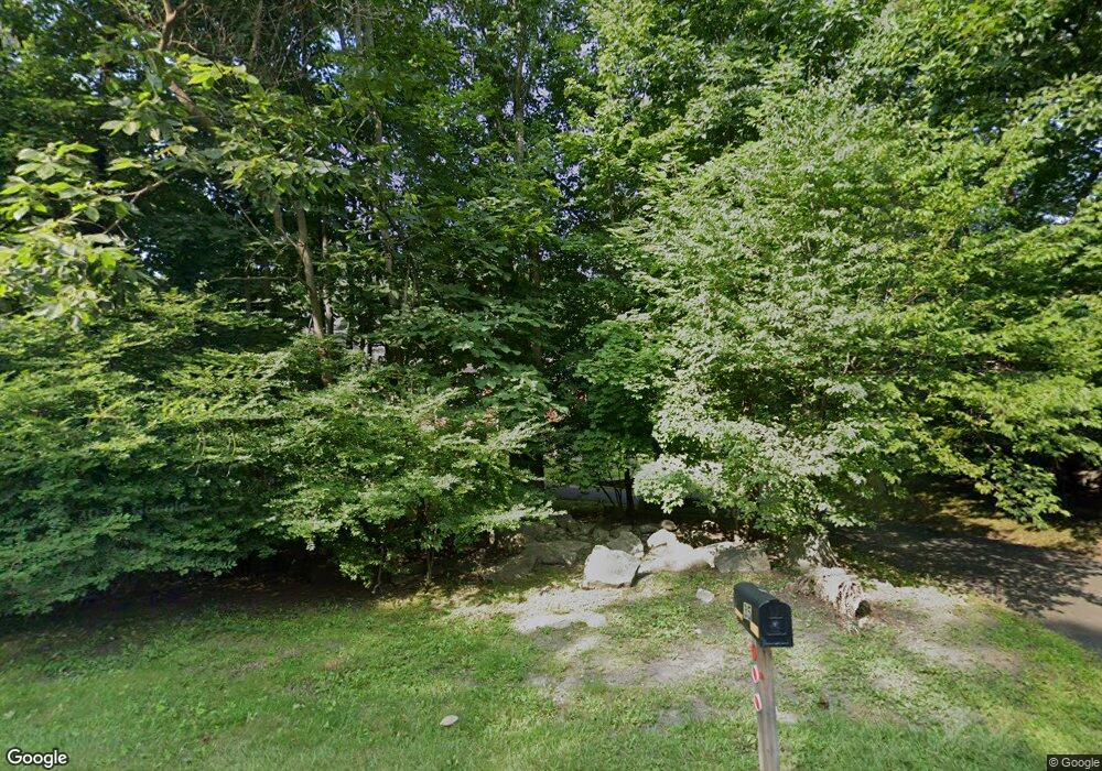 35 Wilton Rd W, Ridgefield, CT 06877 - photo 1