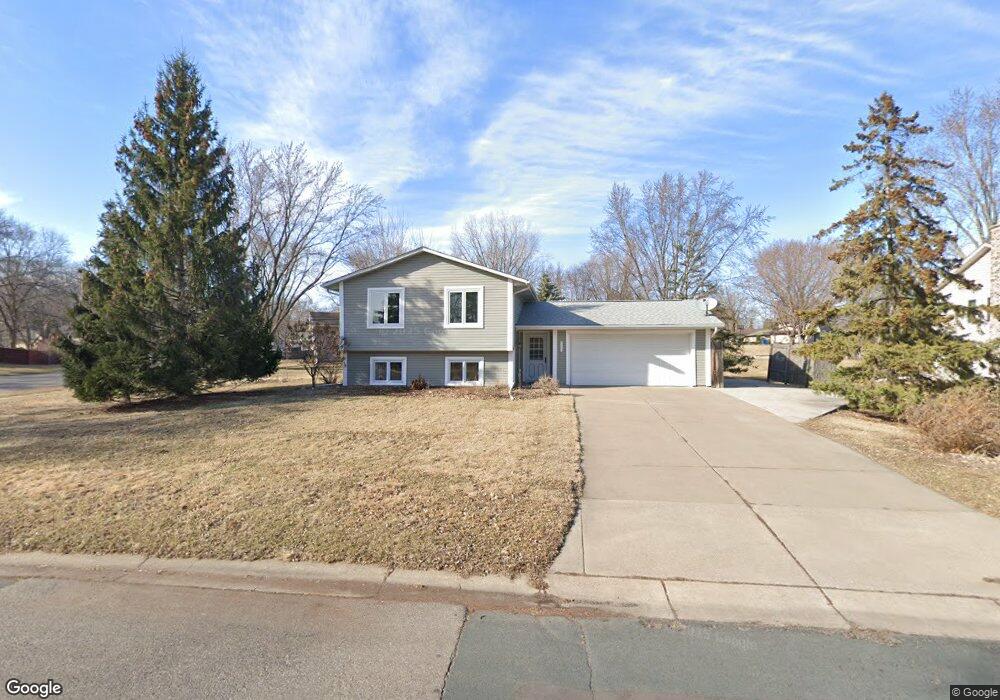 10360 101st Place N, Maple Grove, MN 55369 - photo 1