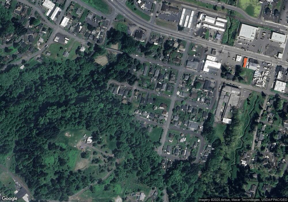 424 W D St, Rainier, OR 97048 - photo 1