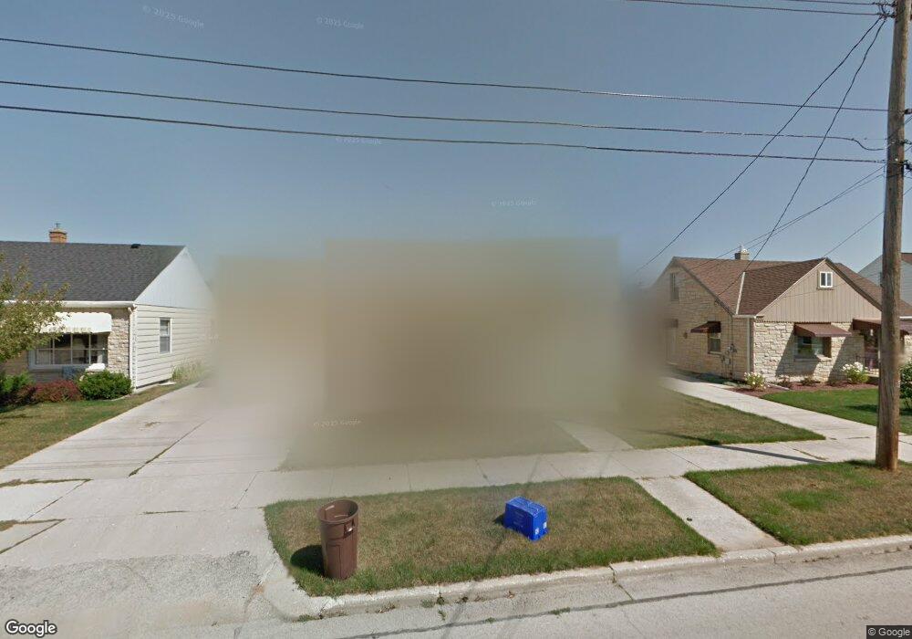 1926 29th St, Two Rivers, WI 54241 - photo 1