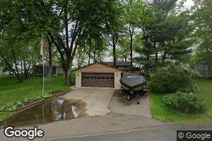 27895 Lakelawn Dr, Lindstrom, MN 55045