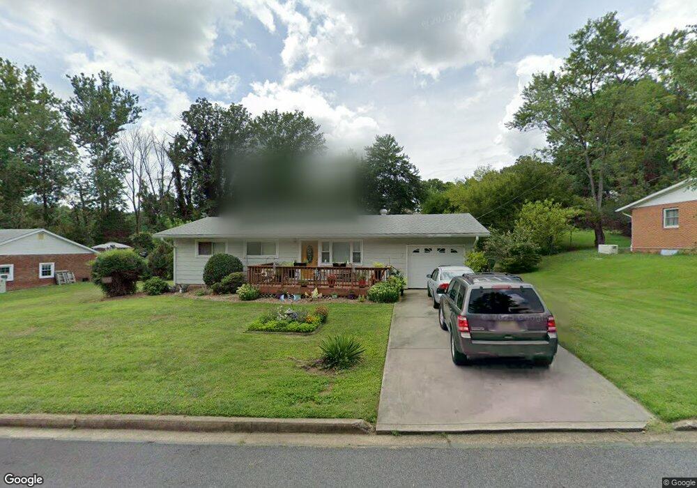 2513 Commonwealth Dr, Charlottesville, VA 22901 - photo 1