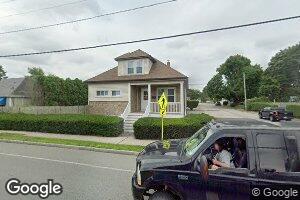 689 Dartmouth St, South Dartmouth, MA 02748