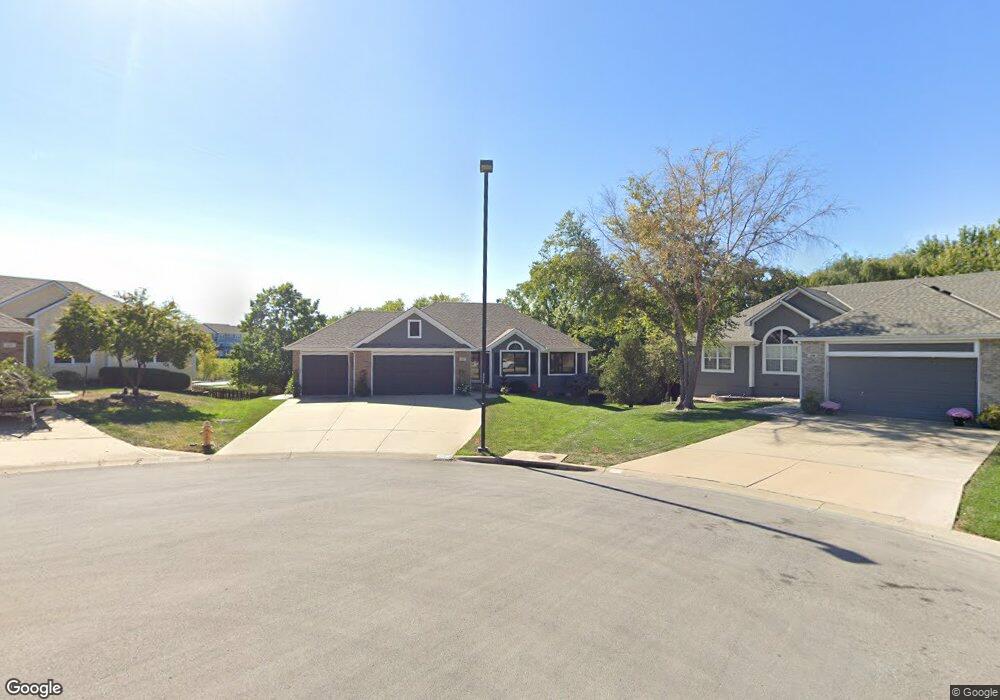1717 Bobcat Ct, Raymore, MO 64083 - photo 1