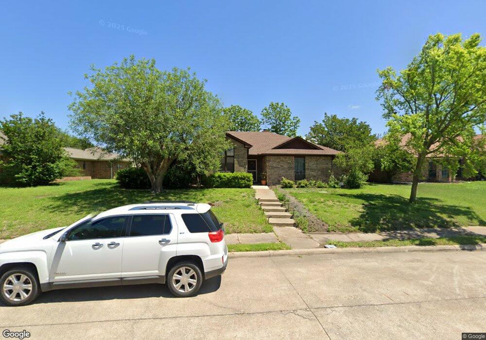 502 N Winding Oaks Dr, Wylie, TX 75098 - photo 1