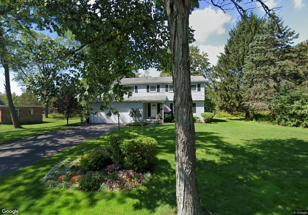 611 St Davids Ln, Schenectady, NY 12309 - photo 1