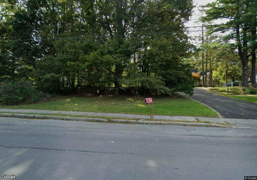 2644 Troy Schenectady Rd, Schenectady, NY 12309 - photo 1