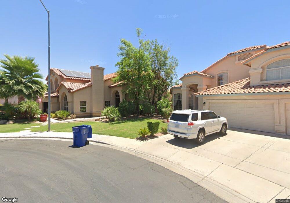 719 W Mendoza Cir unit 2, Mesa, AZ 85210 - photo 1