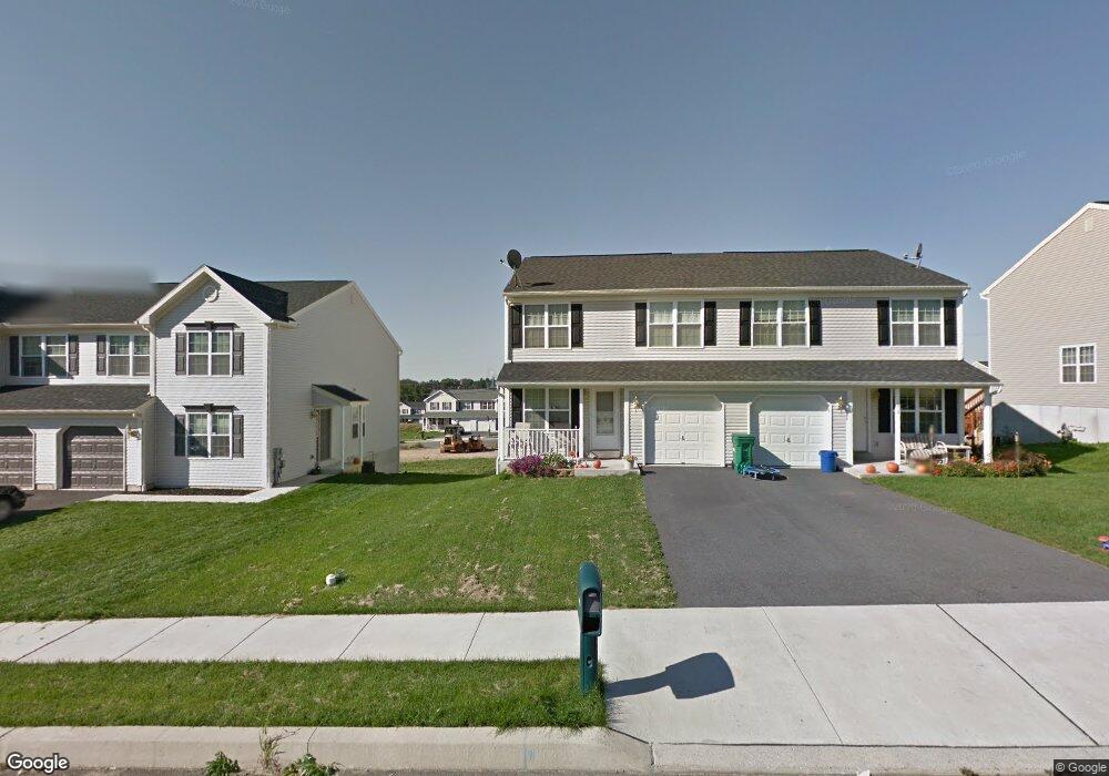 1016 Gregory Ln, Temple, PA 19560 - photo 1