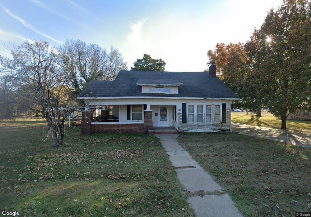 104 Jefferson Ave, Eufaula, OK 74432 - photo 1
