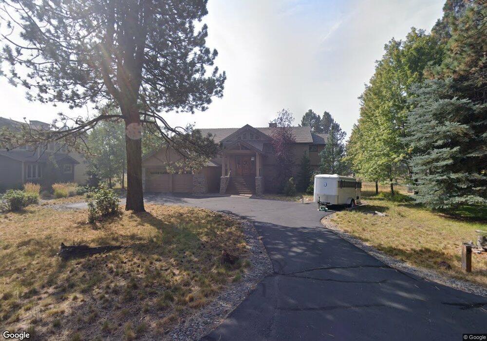 17555 Hummingbird Ln, Bend, OR 97707 - photo 1