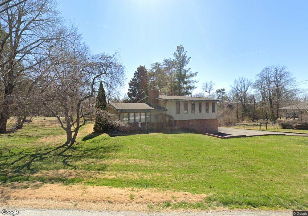 1509 Crestview Dr, New Albany, IN 47150 - photo 1