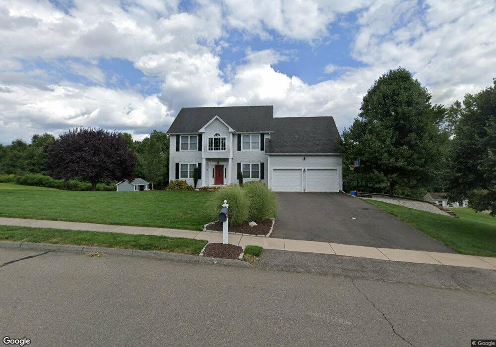 5 Robertson Rd, Cromwell, CT 06416 - photo 1