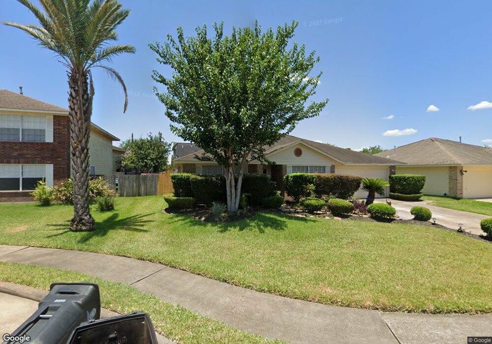 10826 Malden Dr, Houston, TX 77075 - photo 1