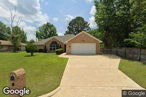 2704 Brothers Dr, Tuskegee, AL 36083