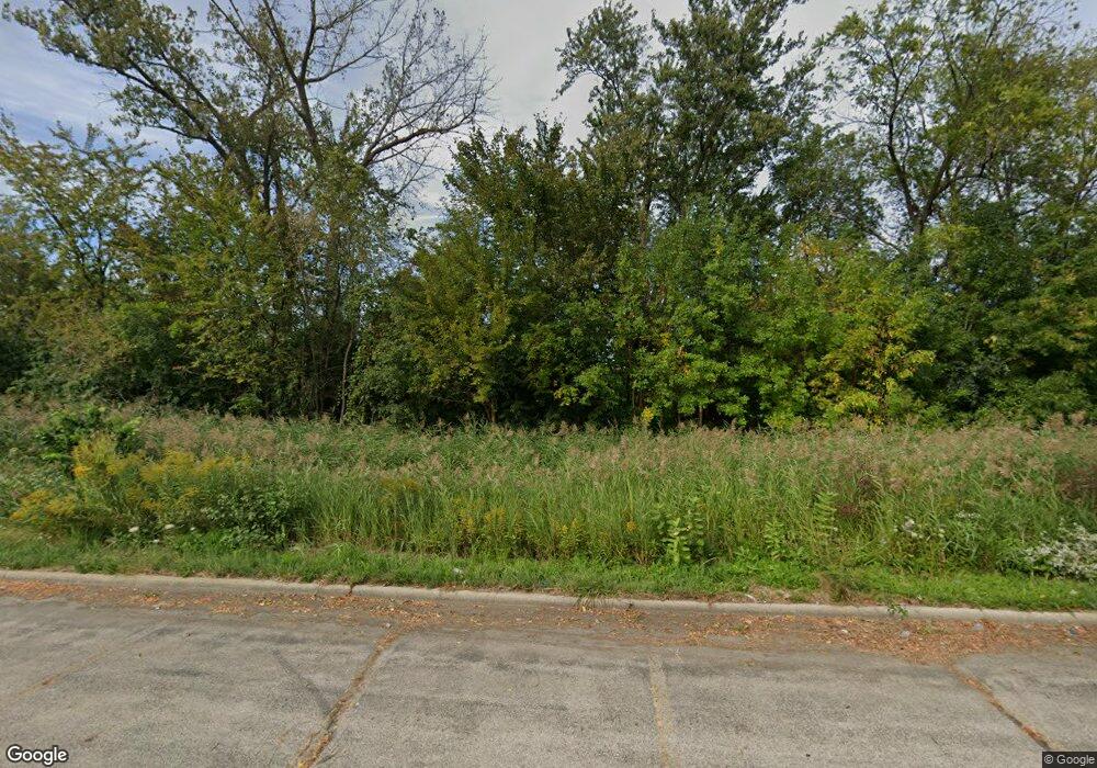 12785 W Grandview Ave, Waukegan, IL 60085 - photo 1