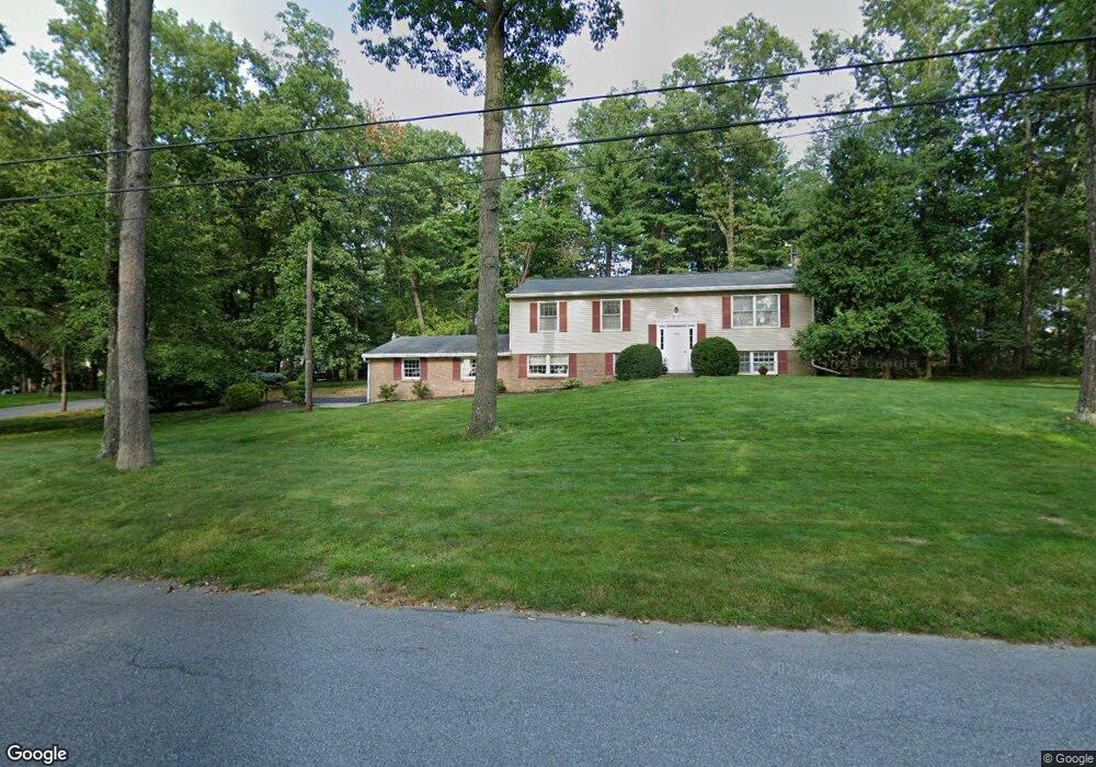 5636 Sherwood Dr, Easton, PA 18040 - photo 1