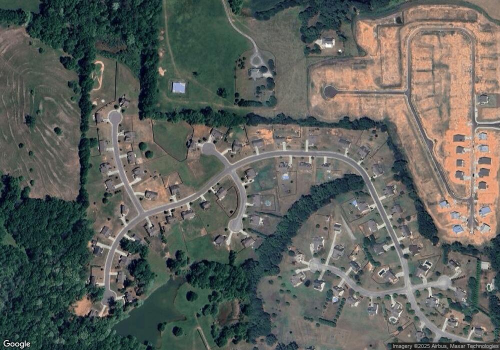 511 Brookside Ln, Hoschton, GA 30548 - photo 1