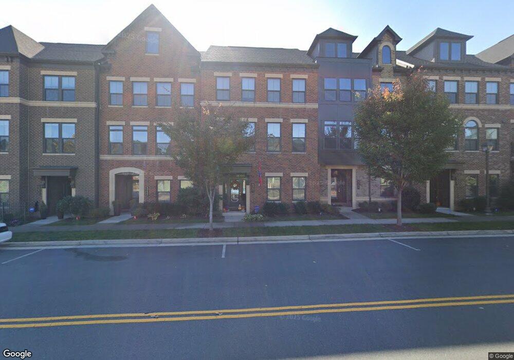 43431 Charitable St, Ashburn, VA 20148 - photo 1