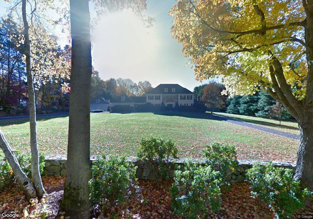 70 Midlock Rd, Fairfield, CT 06824 - photo 1