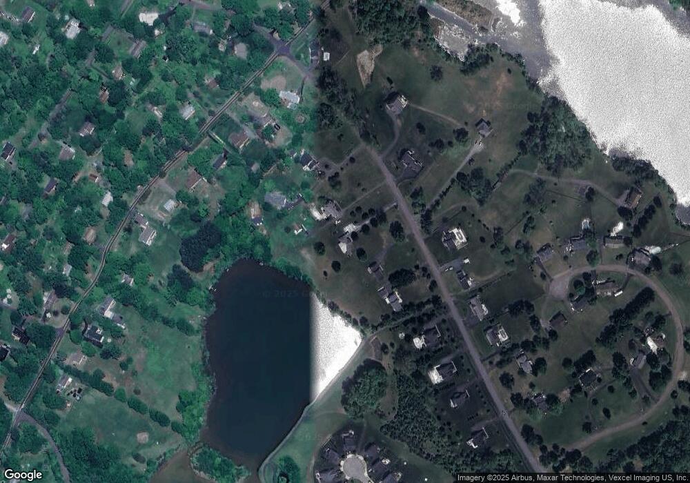 6738 Lake Dr, Warrenton, VA 20187 - photo 1