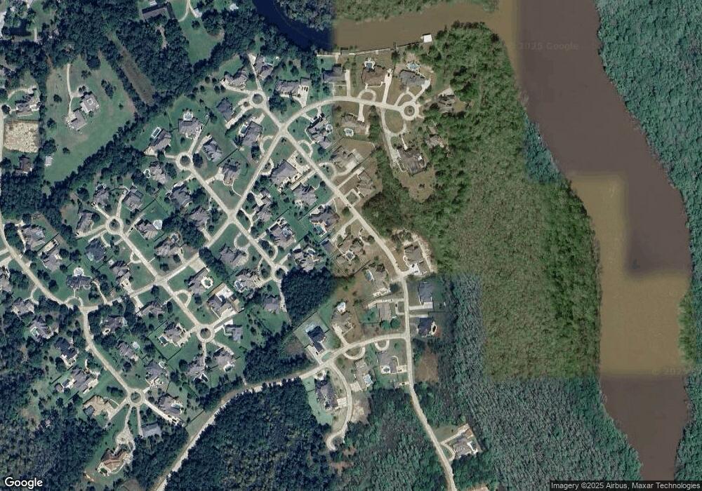 301 Highland Bluff Dr, Slidell, LA 70461 - photo 1