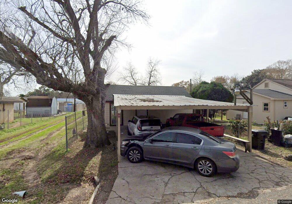 1705 7th St, Rosenberg, TX 77471 - photo 1