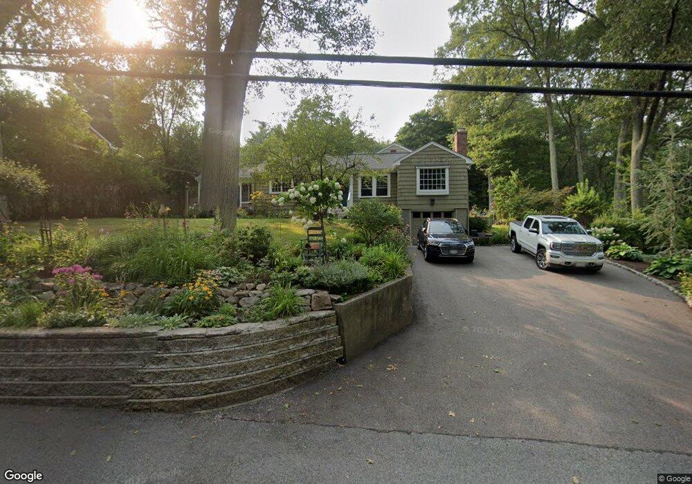 392 Pleasant St, Franklin, MA 02038 - photo 1