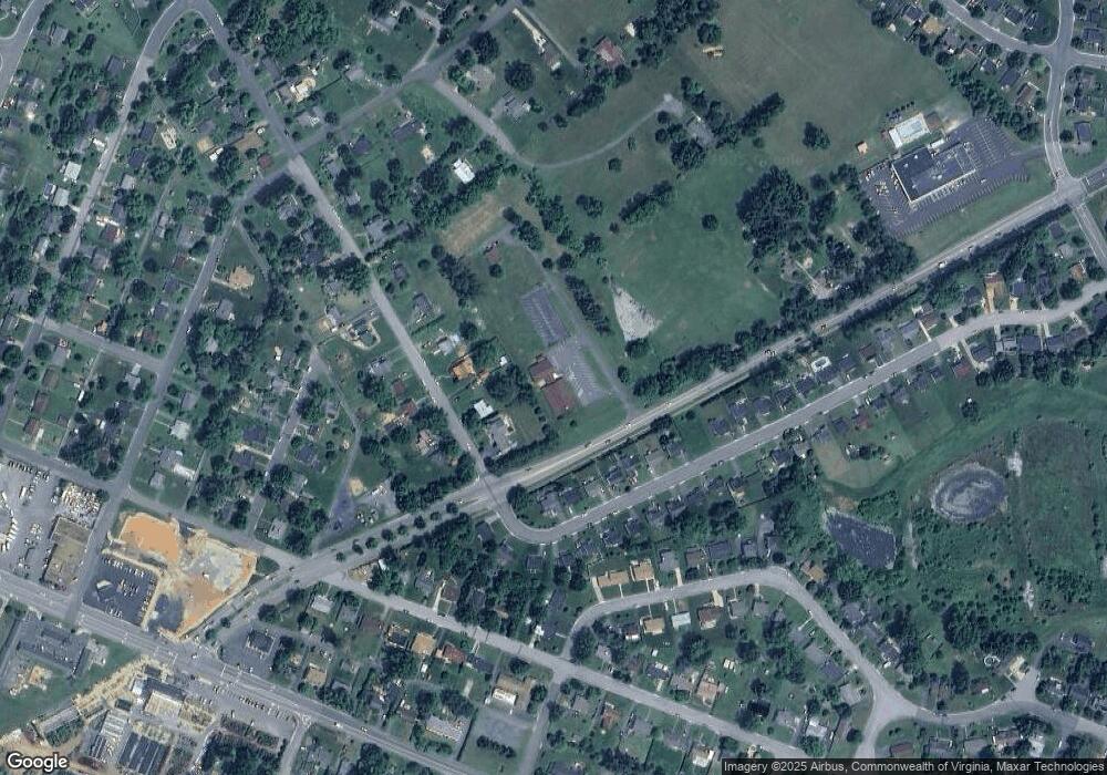 291 Hopeman Pkwy, Waynesboro, VA 22980 - photo 1