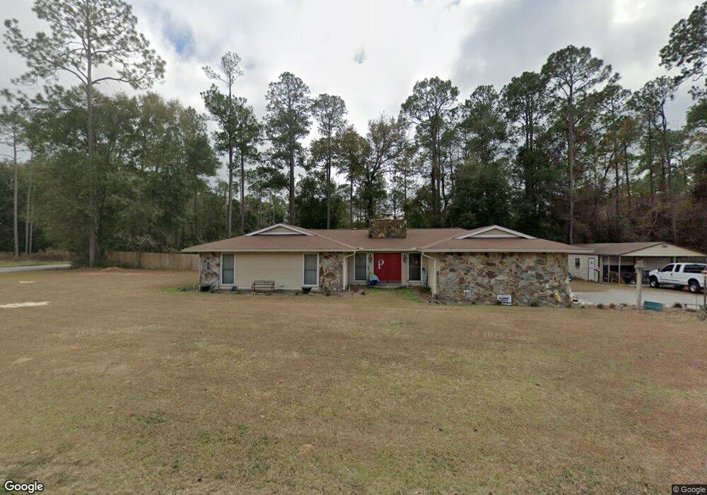 1106 Douglas Dr, Bainbridge, GA 39819 - photo 1