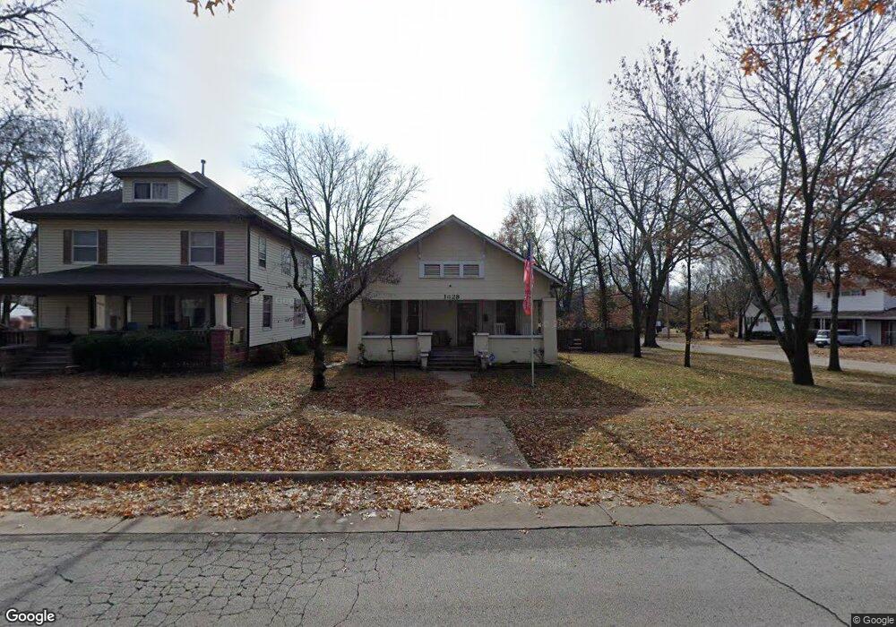 1628 Appleton St, Parsons, KS 67357 - photo 1