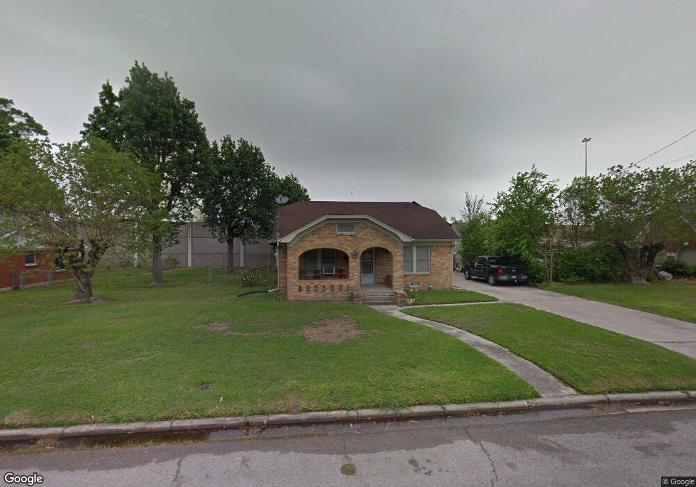 611 Kelley St, Houston, TX 77009 - photo 1