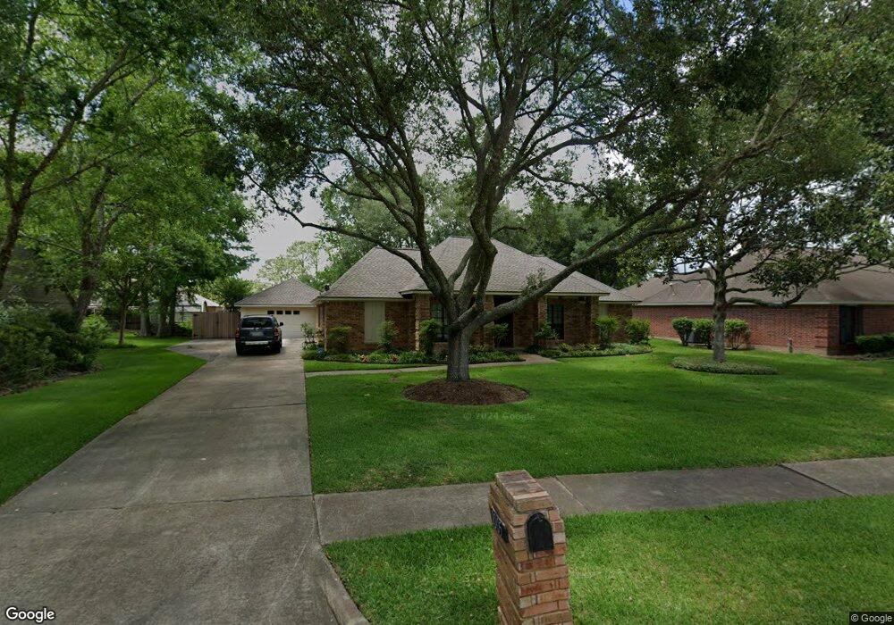 1005 Glenshannon Ave, Friendswood, TX 77546 - photo 1