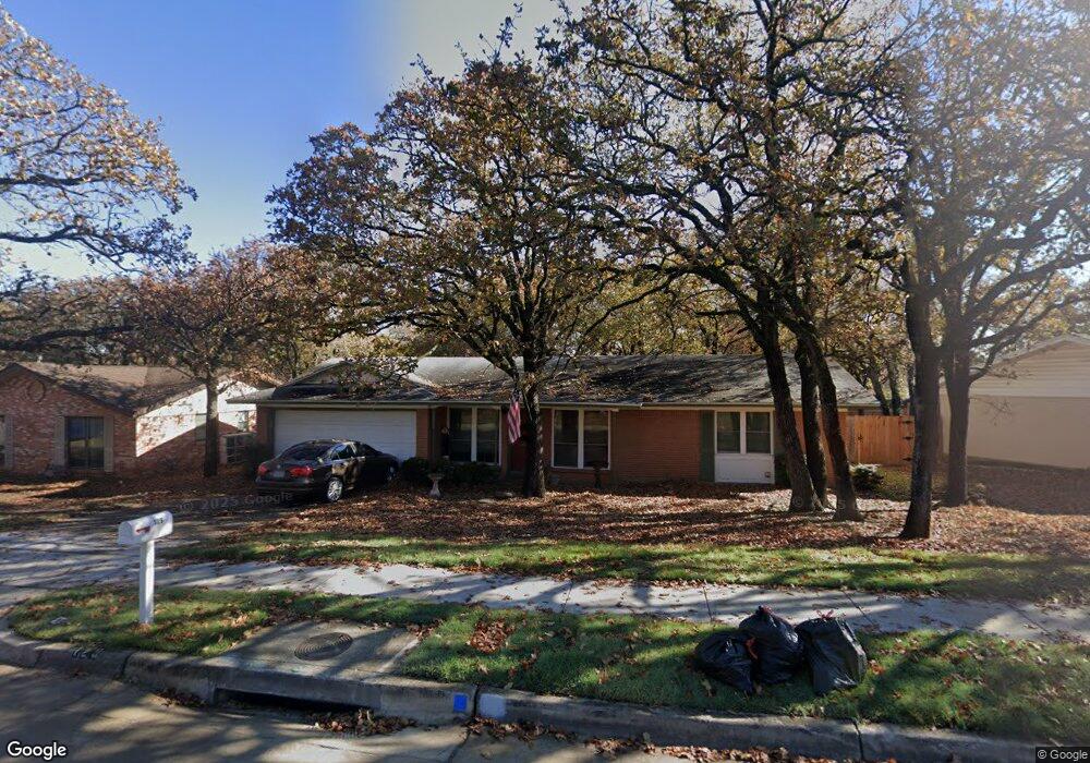 129 Ravenswood Dr, Bedford, TX 76022 - photo 1