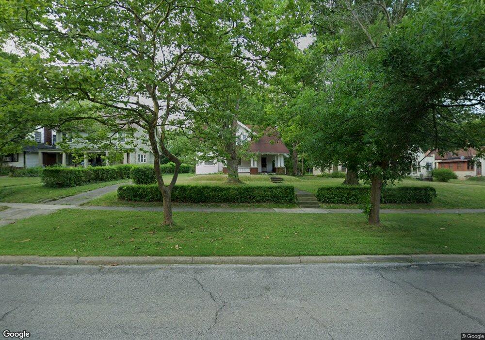 3278 Euclid Heights Blvd, Cleveland, OH 44118 - photo 1