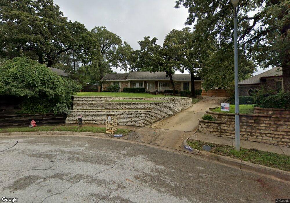 1017 Clear View Dr, Bedford, TX 76021 - photo 1