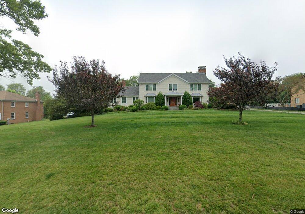 83 Fairway Dr, Stamford, CT 06903 - photo 1