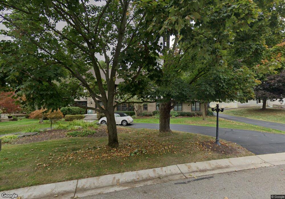 1745 Ascot Ct, Bloomfield Hills, MI 48302 - photo 1