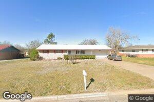1205 N 15th St, Frederick, OK 73542