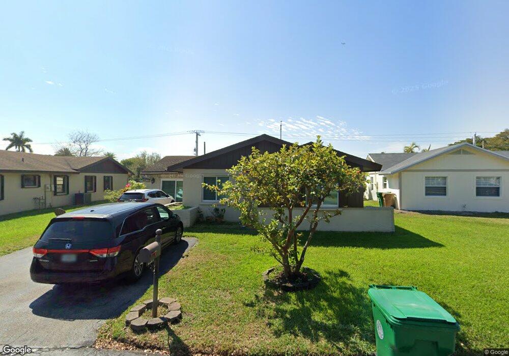 2281 Nova Village Dr, Davie, FL 33317 - photo 1