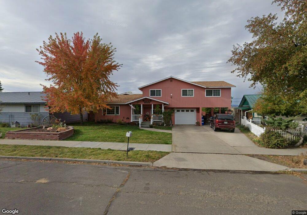 438 Mountain View, Lakeview, OR 97630 - photo 1