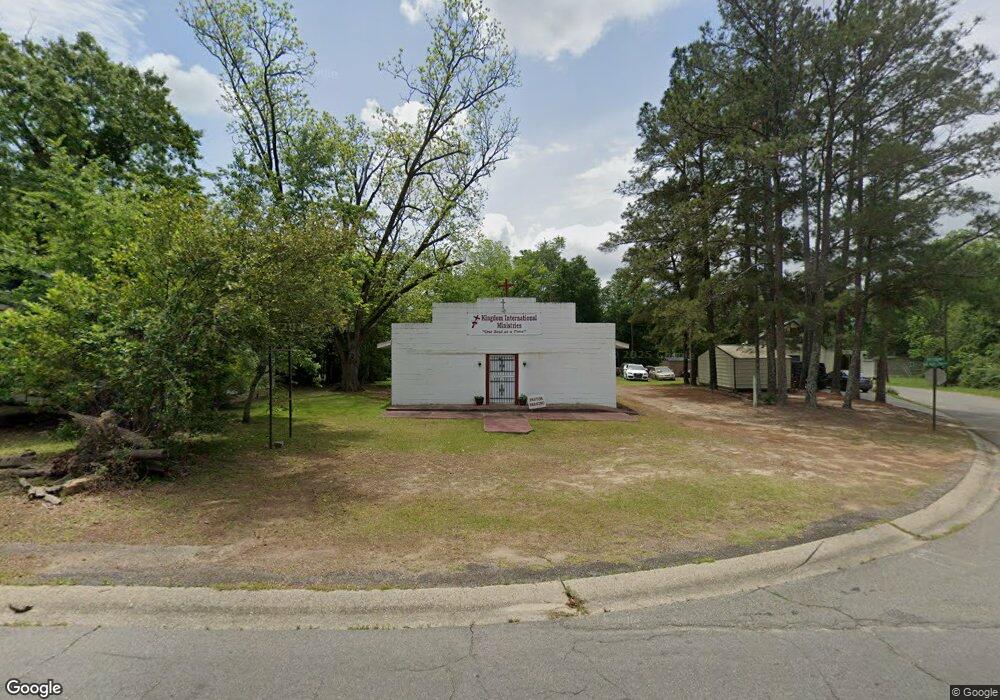 607 E Palm St, Fitzgerald, GA 31750 - photo 1