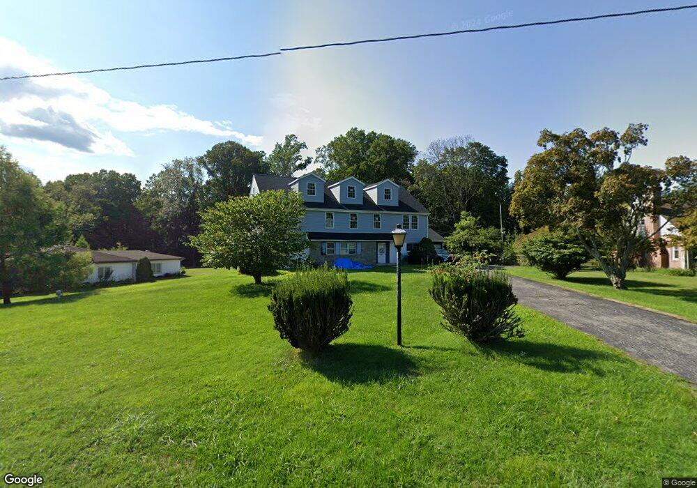 704 Winchester Rd, Broomall, PA 19008 - photo 1