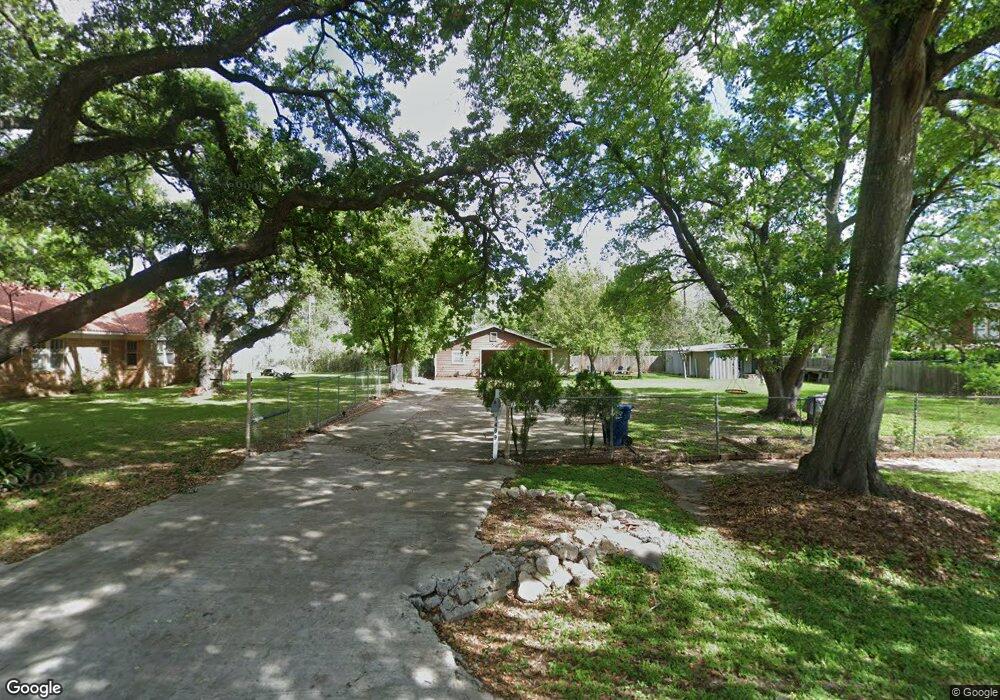 1409 5th St, Bay City, TX 77414 - photo 1