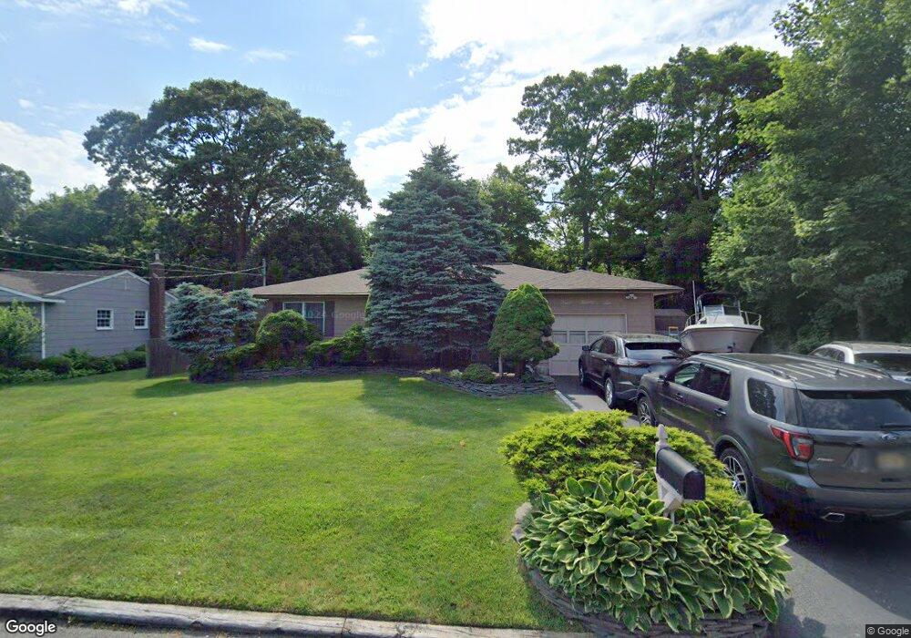 496 Bayport Ave, Bayport, NY 11705 - photo 1