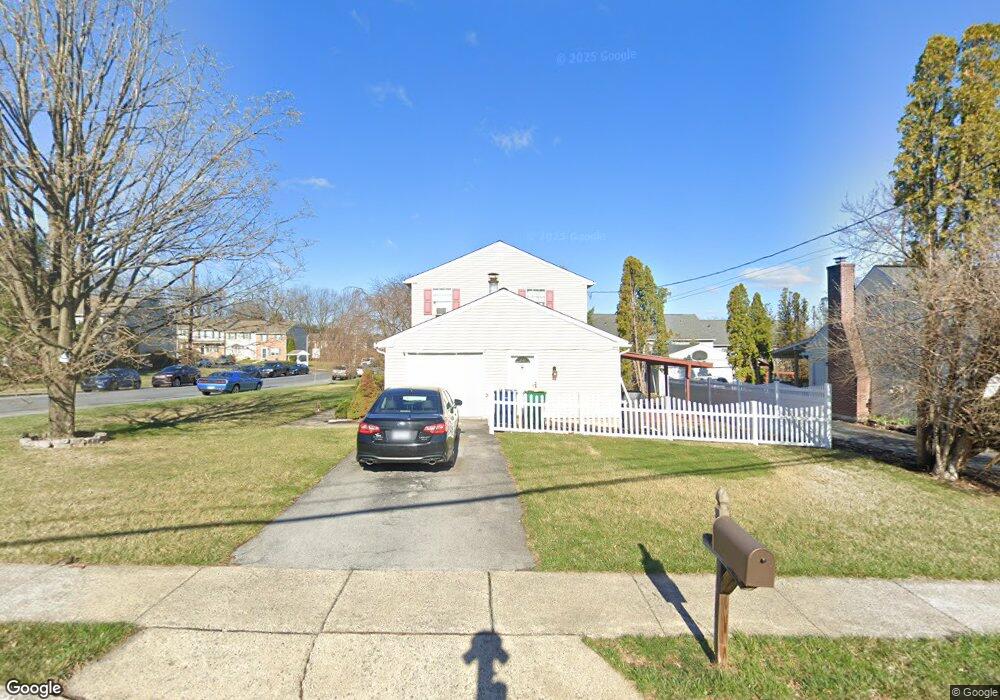 372 Spohn Rd, Reading, PA 19608 - photo 1